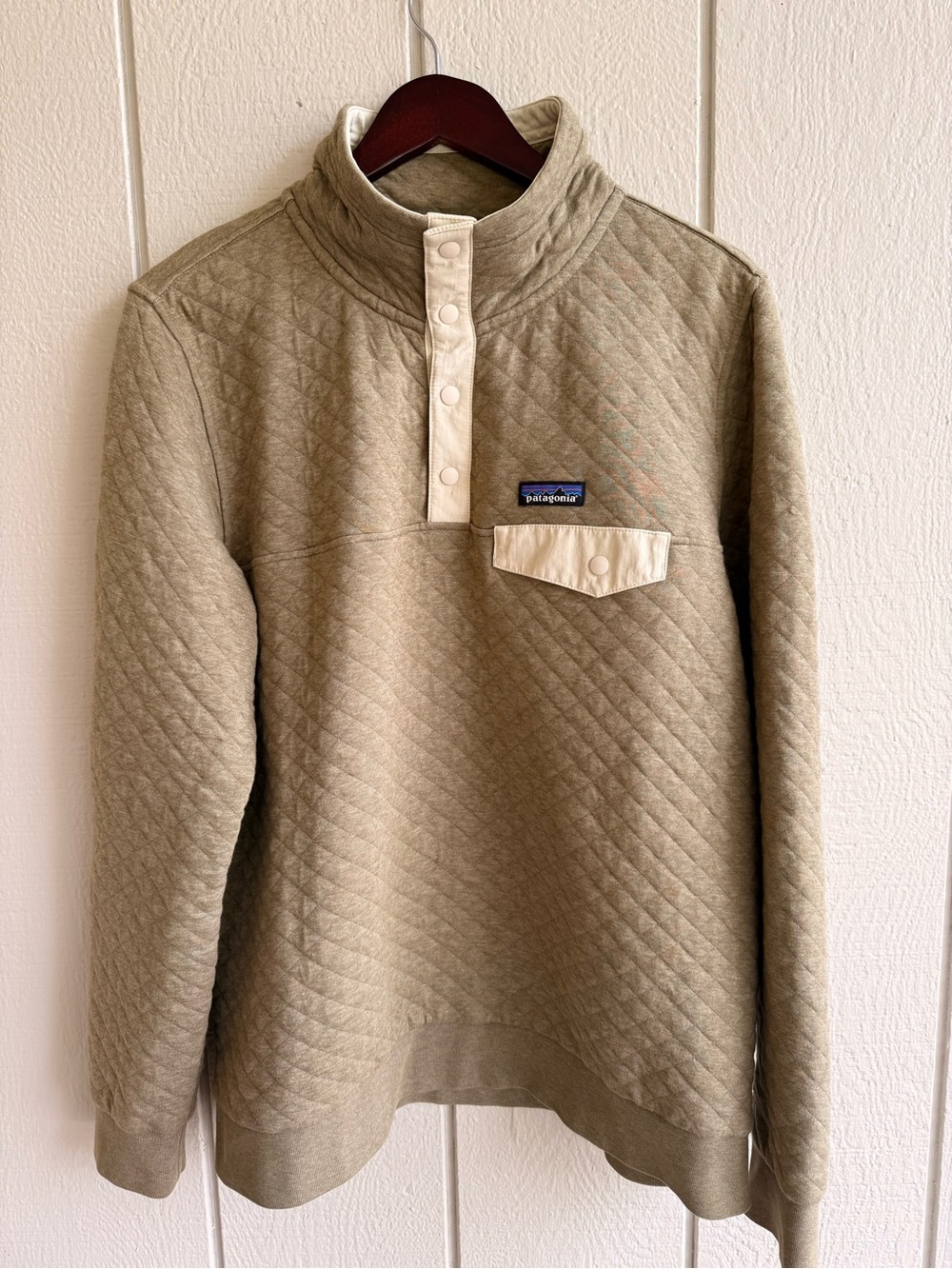 Patagonia Women’s Organic Cotton Quilt Snap-T Pullover Tan Size L 25282